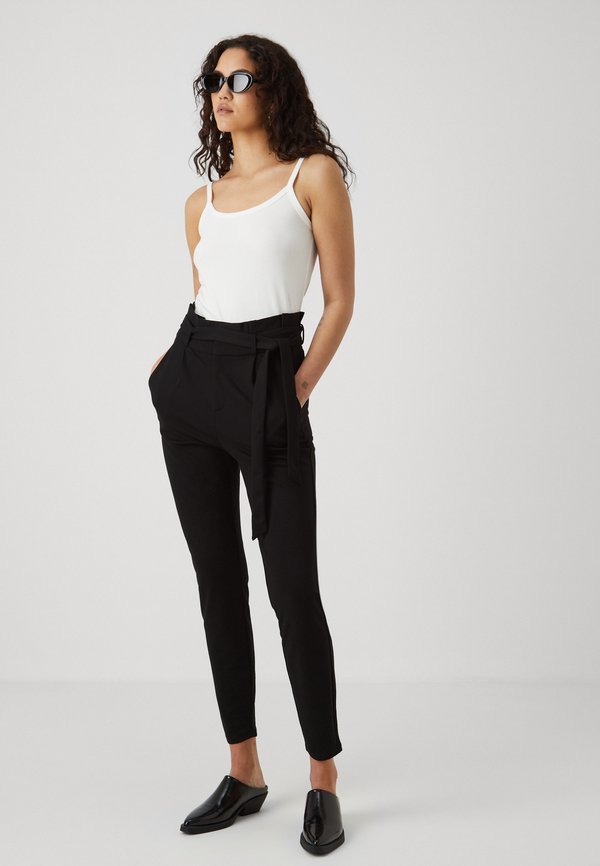 VMEVA PAPERBAG - Trousers3