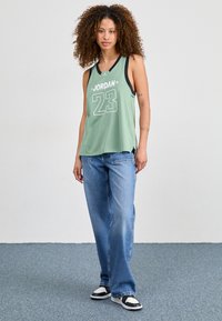 Jordan Top - jade smoke