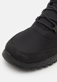 Columbia Botas de senderismo - black