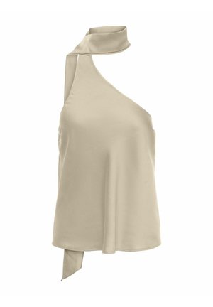 Haut beige sans manches avec encolure asymétrique et détail d'écharpe attaché autour du cou, en tissu lisse.