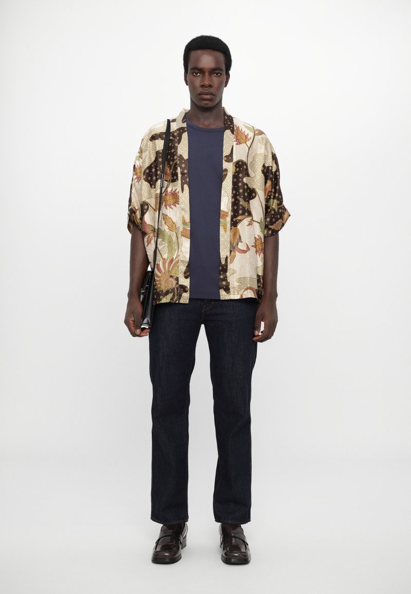 Origin Of Hearts PALI KIMONO UNISEX - Giacca leggera - slate ivory