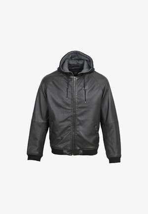 Giubbotto di pelle nera con cappuccio grigio, chiusura frontale a zip, polsini e orlo a coste. Presenta due tasche laterali e una texture liscia.