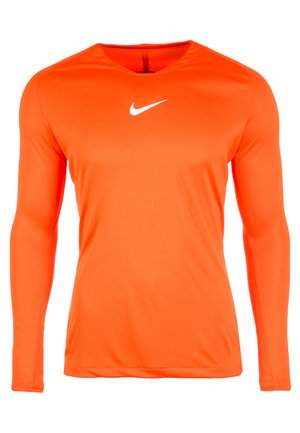 Langzaam mouwloze sportshirt van helder oranje stof. Beschikt over een ronde halslijn en een wit Nike swoosh-logo op de borst. Gladde textuur.