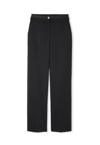 Pantalones de pierna ancha negros con textura suave, que presentan una cinta en la cintura y un cierre de botón plateado. Diseño entallado con pliegues frontales.
