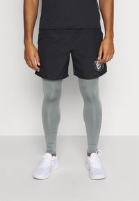 Nike Performance - M NK DF ESSENTIAL TIGHT - Tights - smoke grey/reflective silver Miniatyrbild 1