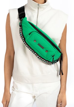 CLIO EXPLORER - Heuptas - grass jungle