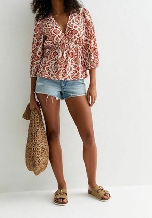 Blouse - mottled red