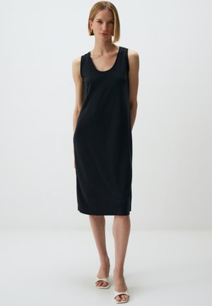 STRAIGHT CUT SLEEVELESS U-NECK SLIT - Jerseyjurk - black