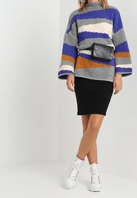 ONLY Pencil skirt - black denim