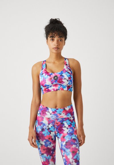 adidas by Stella McCartney BRA - Športni modrček s srednjo podporo - signal cyan/real pink/clear onix
