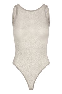 Body in pizzo color beige chiaro con un motivo floreale. Presenta un collo a barca e spalline sottili. Tessuto liscio con un design a gamba alta.