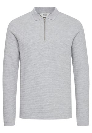 Svijetlosiva dugosleeve polo majica od teksturiranog materijala, s patentnim zatvaračem i klasičnim dizajnom ovratnika.