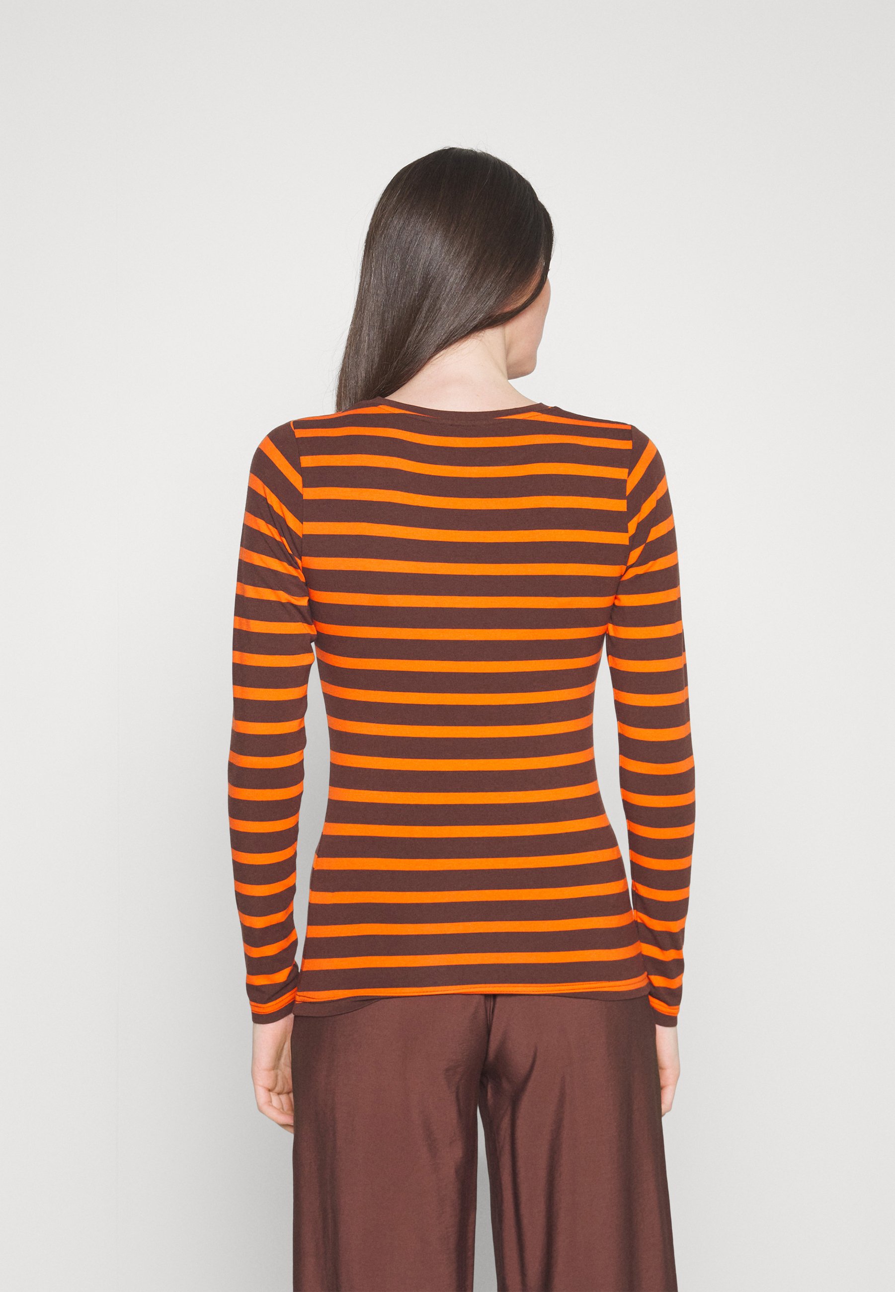 売れ筋商品|||ビーヤング Tシャツ レディース トップス BYPALIMA - Long sleeved top - flame mix 楽天市場】ビヨンセ t シャツ（レディースファッション）の通販