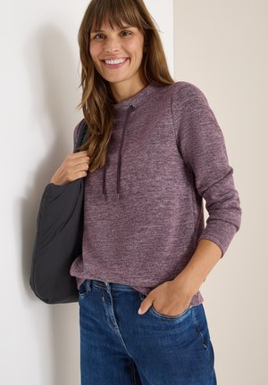 - Sweter