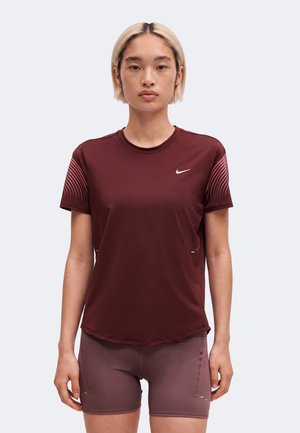 Nike Performance, SWIFT - Спортна тениска - mystic dates/pink smoke
