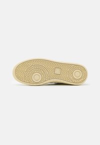 Veja V-10 - Tenisice - white/brittany
