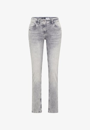 Hellgraue Denim-Jeans mit geradem Bein, subtilen Verwaschungen, Fünf-Taschen-Design und einem Metallknopfverschluss in der Taille.