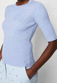 Selected Femme Jednoduché tričko - light blue