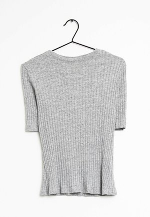 Sweter