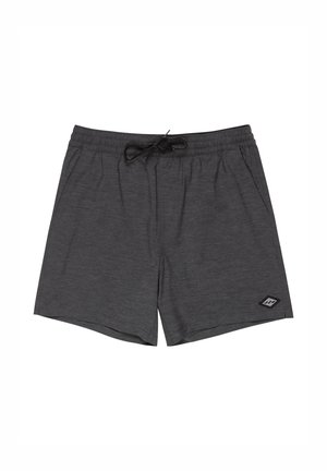 Grå atletiske shorts lavet af let stof, med en elastisk talje og en snøre, samt et lille logo på siden.