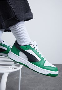 Puma - REBOUND - Sneaker low - white/black/archive green Thumbnail-Bild 1