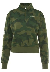 Felpa pullover camouflage in diverse tonalità di verde. Presenta un colletto alto con mezza zip, polsini a coste e logo sul petto e sulla manica.