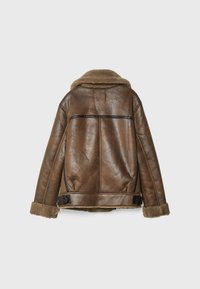 Stradivarius Chaqueta de cuero sintético - brown