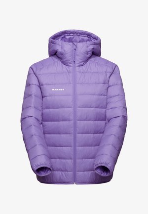 Giacca a vento viola con cappuccio, caratterizzata da un design trapuntato, chiusura frontale a zip e il logo "Mammut" in bianco sul petto.