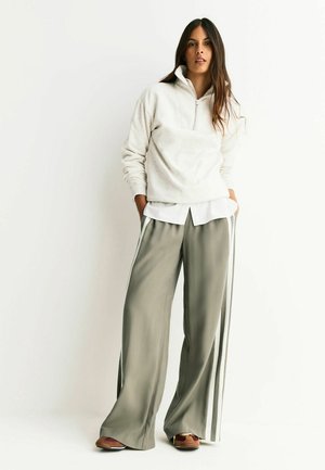 TALL FIT - WIDE LEG SIDE STRIPE  - Jogginghose - sage green