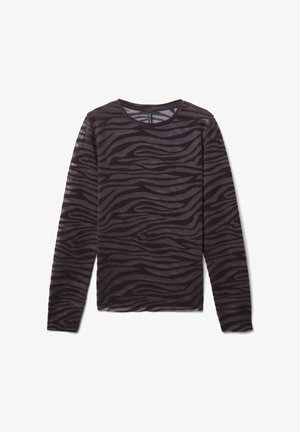 Top a maniche lunghe, semi-trasparente, di colore viola scuro con un motivo a strisce zebrate nere. Presenta un collo rotondo e una silhouette aderente.