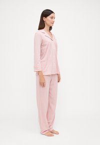 Lauren Ralph Lauren CLASSIC 3/4 SLEEVE NOTCH COLLAR - Pidžamas komplekts - pink