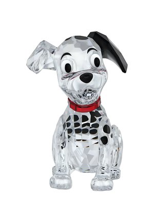 Klares Kristallfigur eines Hundes mit schwarzen Flecken, einem roten Halsband und einem markanten schwarzen Ohr. Besitzt ein facettiertes Design zur Lichtreflexion.