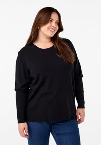 Zizzi FLASH MIT RUNDHALSAUSSCHNITT - Džemperis - black