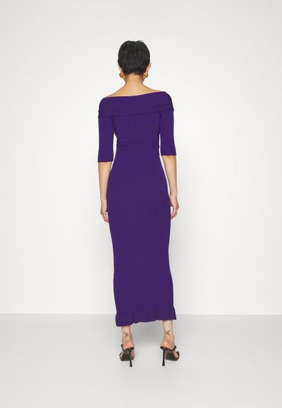 Philosophy di Lorenzo Serafini Φόρεμα σε ίσια γραμμή - violet