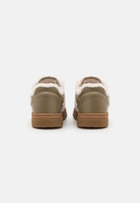 Pinko MANDY - Trainers - tabacco/off white
