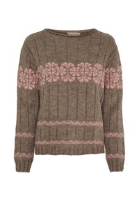 Brun strikket sweater med ribbet tekstur, med et lyserødt blomsterprint over brystet og zigzag-detaljer langs kant og ærmer.