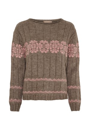 Brun strikket sweater med ribbet tekstur, med et lyserødt blomsterprint over brystet og zigzag-detaljer langs kant og ærmer.
