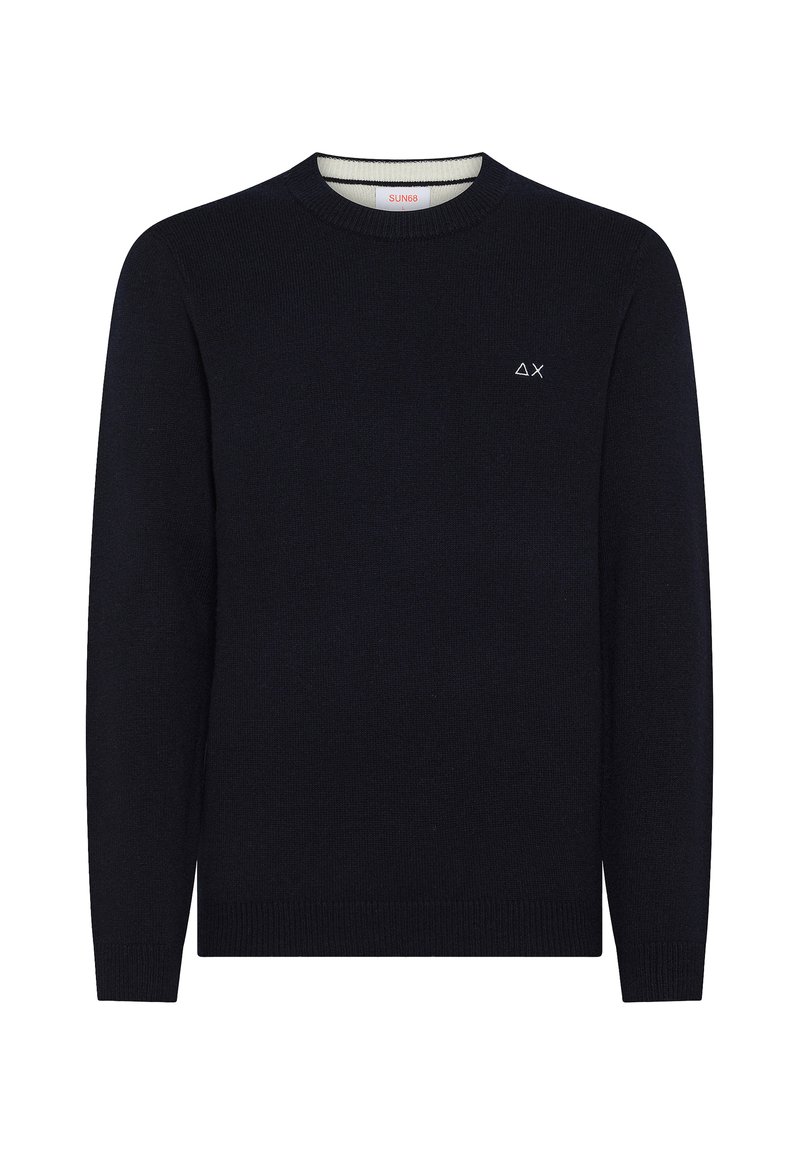 Maglione girocollo blu navy realizzato in tessuto morbido, con un piccolo logo bianco sul petto e polsini e orlo a coste. Design semplice e minimalista.