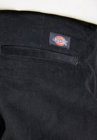 Thumbnail Image 7