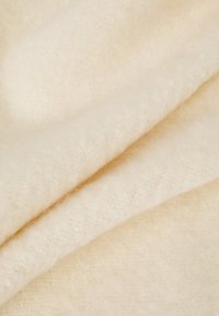 Gina Tricot CHUNKY SCARF - Cachecol - offwhite