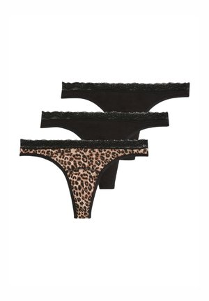 Drie stringtangas: twee in effen zwart met kantafwerking en één met een beige luipaardpatroon, allemaal met een elastische tailleband.