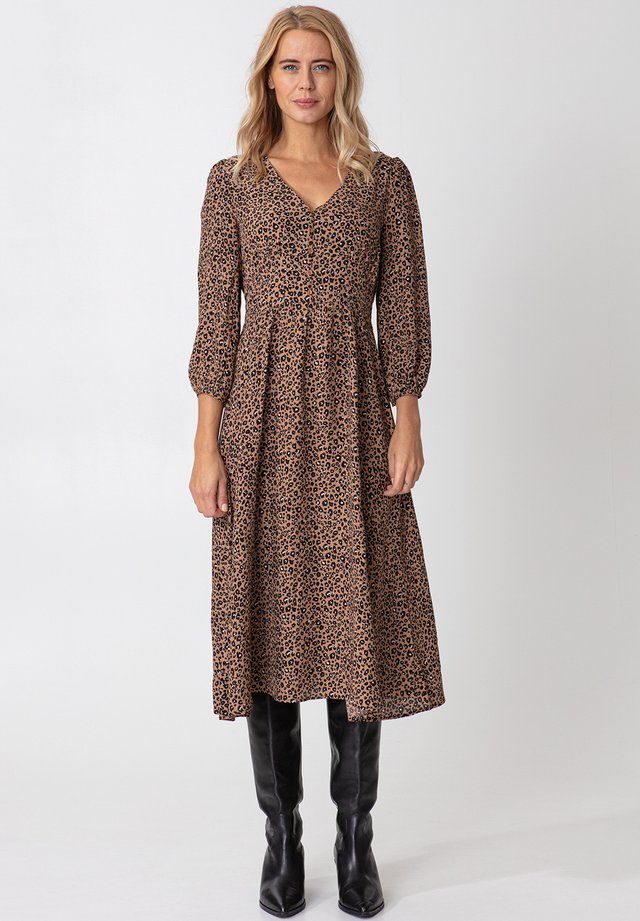 ZUDORA - Shirt dress - beige