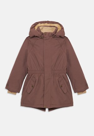 Parka marron à capuche avec une taille cintrée, deux poches latérales à pression et un doux revêtement beige. Fabriqué à partir d'un matériau durable et résistant aux intempéries.