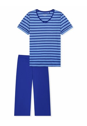 Sininen puuvillainen pyjamapuku, jossa on raidallinen V-pääntie ja lyhythihainen paita sekä yksiväriset siniset housut, joissa on joustava vyötärönauha.