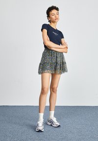 Pepe Jeans NEW VIRGINIA SS  - Potiskana majica - dulwich
