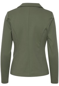 Vue de dos d'un blazer ajusté vert olive à manches longues avec détails de coutures et col cranté.