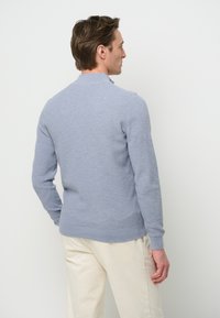 PROFUOMO THE STRUCTURE BASIC HALF ZIP - Stickad tröja - light blue