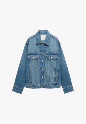 Ljusblå denimjacka med krage, knäppning med knappar, två bröstfickor och sidofickor; har en klassisk passform och synliga sömnadsdetaljer.