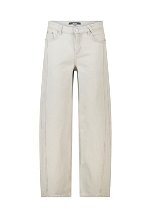 Lichtbeige jeans met rechte pijpen, voorzakken, riemlussen en een knoopsluiting, plat weergegeven op een witte achtergrond.