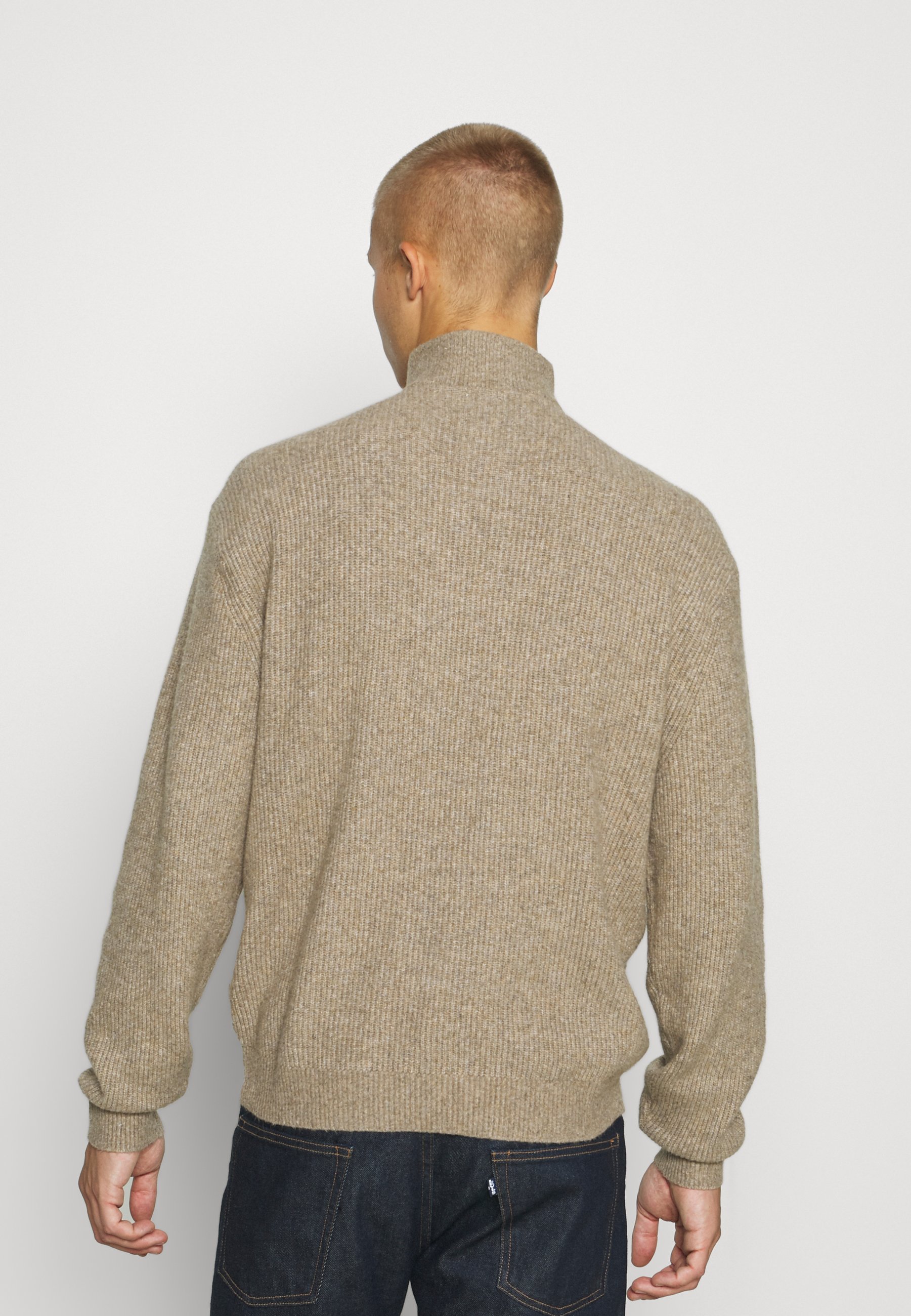 abercrombie and fitch quarter zip